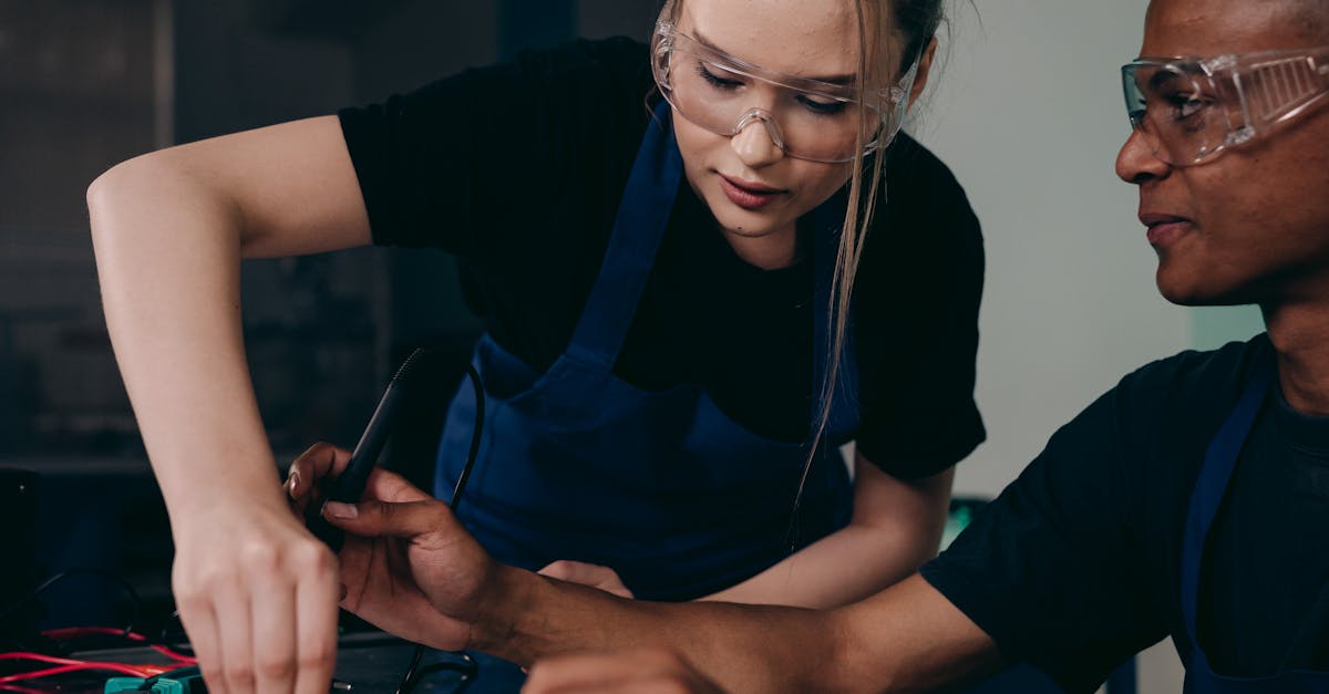 découvrez l'importance de la protection oculaire et les meilleures solutions pour préserver la santé de vos yeux au quotidien. informez-vous sur les lunettes de sécurité, les filtres anti-lumière bleue et d'autres accessoires indispensables pour une vision optimale.