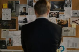 découvrez le meilleur des romans policiers avec notre sélection des détectives les plus captivants. plongez dans des intrigues palpitantes, des énigmes à résoudre et des personnages inoubliables qui vous tiendront en haleine jusqu'à la dernière page.