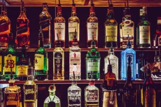 découvrez notre sélection de cocktails rafraîchissants et savoureux, parfaits pour toutes vos occasions ! que vous soyez amateur ou mixologue en herbe, trouvez l'inspiration avec nos recettes uniques et conseils de préparation.