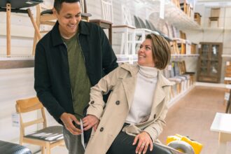découvrez notre sélection de chaises ikea alliant confort et design moderne pour embellir votre intérieur. trouvez la chaise parfaite qui s'adapte à votre style et à vos besoins.
