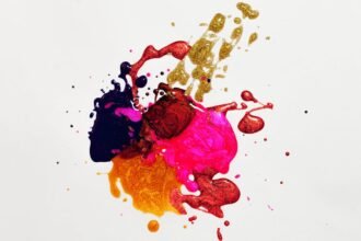 découvrez l'univers créatif du nail art ! transformez vos ongles en véritables œuvres d'art grâce à nos idées originales, conseils techniques et tendances. exprimez votre style personnel avec des designs uniques et innovants.