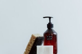 découvrez notre détergent durable, formulé à partir d'ingrédients écologiques pour un nettoyage efficace tout en respectant l'environnement. optez pour un choix responsable et préservez la planète avec chaque lavage.