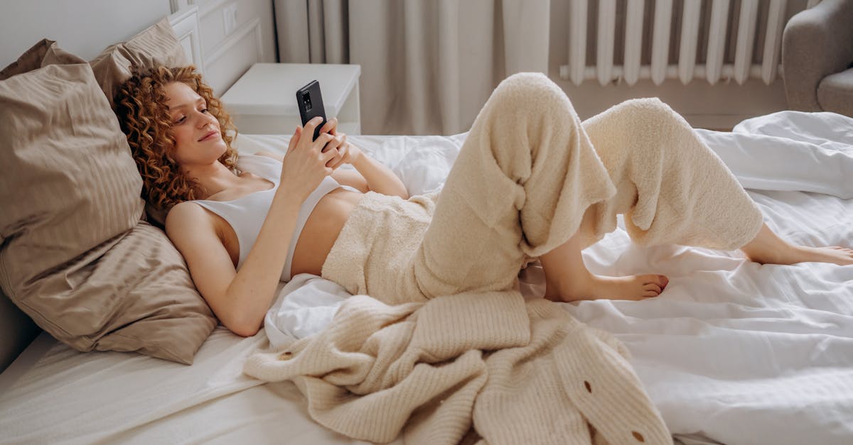 découvrez notre gamme de pantalons ultra confort, conçus pour allier style et bien-être au quotidien. parfaits pour la détente ou les activités en extérieur, ces pantalons s'adaptent à toutes vos envies tout en vous offrant un confort inégalé.