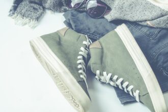 découvrez nos pantalons ultra confort, conçus pour offrir un style décontracté sans compromis sur le confort. idéaux pour le quotidien, ces pantalons allient douceur et flexibilité, vous permettant de rester à l'aise tout au long de la journée. optez pour une tenue élégante et relaxante avec nos ultra comfort pants.