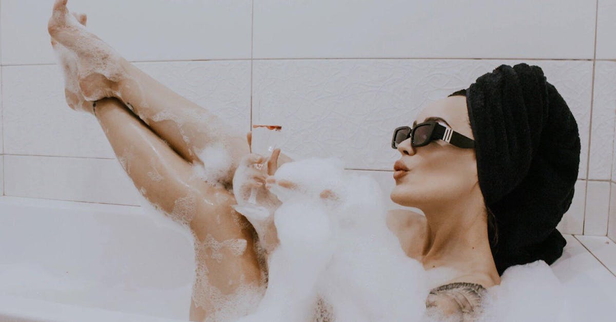 découvrez le monde des tatouages à la cheville : des designs élégants et significatifs qui reflètent votre personnalité. explorez des idées inspirantes pour votre prochain tatouage à la cheville et trouvez le style qui vous correspond le mieux.