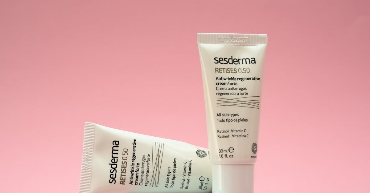 découvrez notre crème anti-âge révolutionnaire qui hydrate, raffermit et réduit les rides. offrez à votre peau l'éclat et la jeunesse qu'elle mérite. formulée avec des ingrédients naturels, elle est idéale pour tous les types de peau.