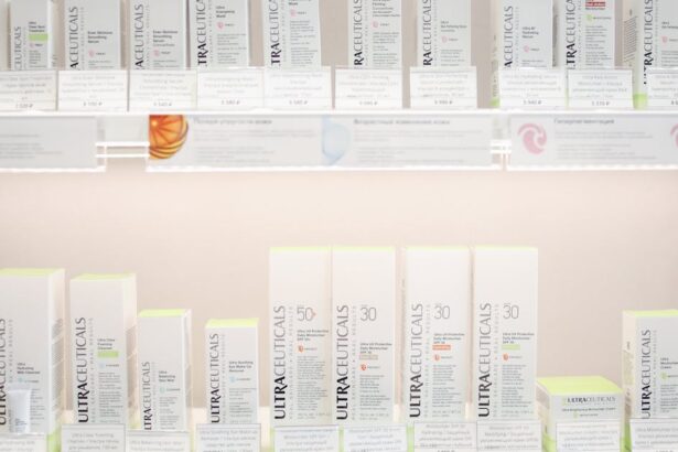 découvrez notre crème anti-âge révolutionnaire, formulée pour réduire visiblement les rides et raffermir la peau. profitez d'une hydratation intense et d'un éclat rajeuni grâce à notre mélange unique d'ingrédients naturels et de technologies avancées. retrouvrez une peau jeunesse et radieuse dès la première application.