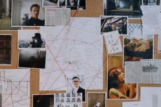 découvrez le frisson scandinave avec notre sélection de thrillers danois captivants. plongée dans des intrigues sombres, des personnages complexes et des retournements de situation inattendus qui vous tiendront en haleine jusqu'à la dernière page.