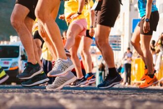 découvrez des exercices variés et adaptés à tous les niveaux pour améliorer votre forme physique, renforcer votre musculature et augmenter votre endurance. transformez votre routine d'entraînement et atteignez vos objectifs de santé dès aujourd'hui !