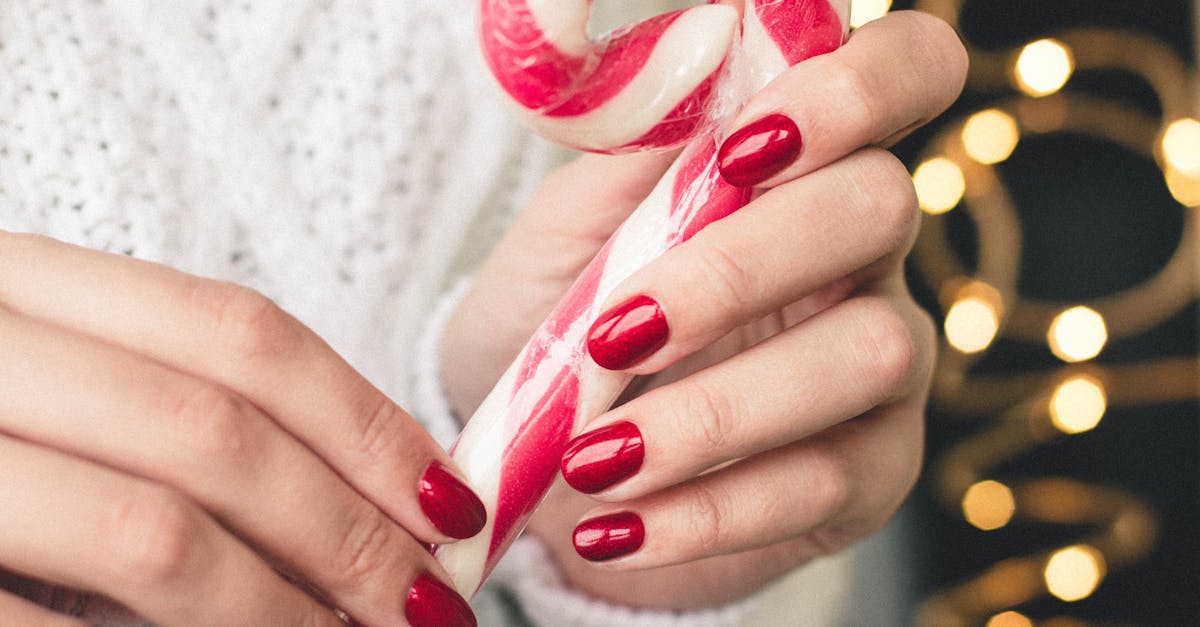 découvrez notre sélection de vernis à ongles haut de gamme, disponibles dans une variété de couleurs tendance et de finitions éclatantes. offrez à vos ongles le look parfait et durable que vous méritez.
