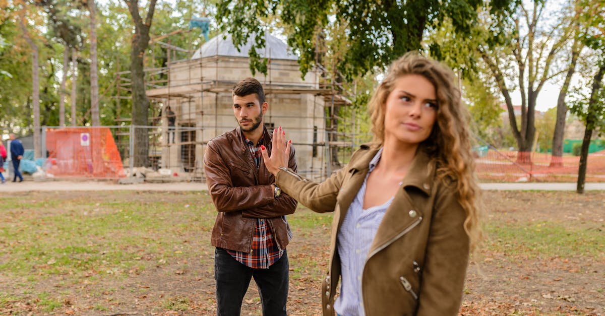 découvrez l'importance des relations interpersonnelles, comment entretenir des connexions solides et améliorer votre vie sentimentale et amicale. apprenez des conseils pratiques pour renforcer vos liens et développer des relations harmonieuses.