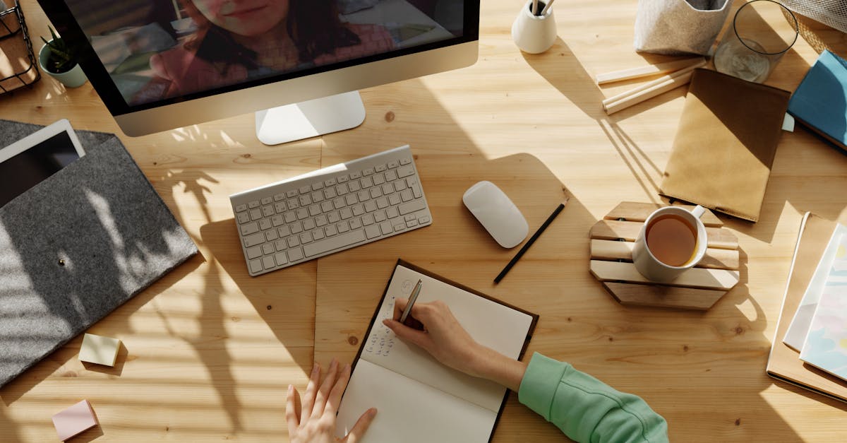 découvrez l'art de la self-affirmation : renforcez votre confiance en vous, apprenez à vous valoriser et à exprimer vos besoins avec assurance. faites le premier pas vers une vie plus épanouissante et authentique.