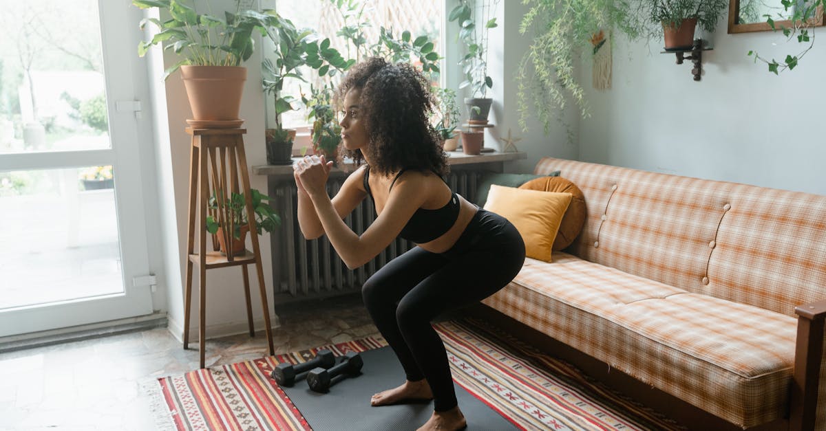 découvrez tout sur les squats : techniques, bienfaits, erreurs à éviter et astuces pour optimiser votre entraînement. que vous soyez débutant ou confirmé, apprenez à renforcer vos jambes et fessiers efficacement.