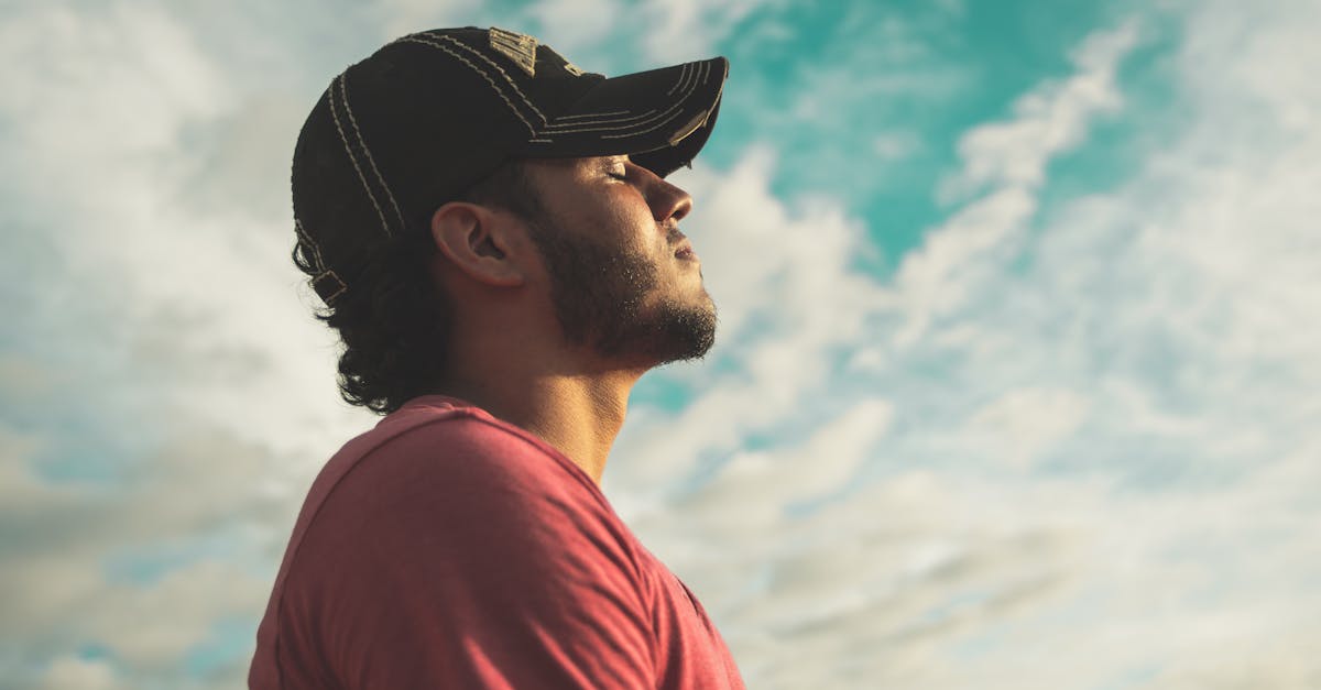 découvrez des stratégies efficaces pour gérer votre stress et améliorer votre bien-être au quotidien. apprenez des techniques éprouvées pour réduire l'anxiété, augmenter votre résilience et retrouver une vie sereine.