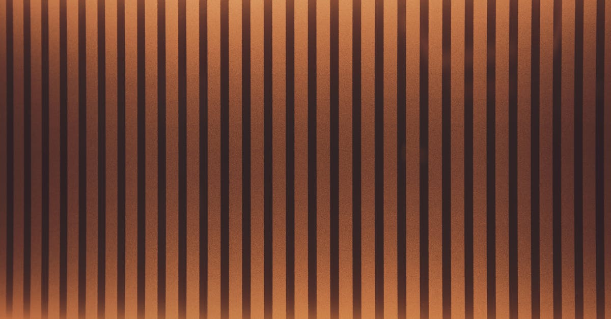 découvrez l'univers fascinant des rayures avec notre collection 'stripes'. des motifs audacieux qui dynamisent vos tenues et intérieurs, alliant style moderne et élégance intemporelle. explorez des vêtements, accessoires et décorations qui jouent sur l'effet des lignes pour un look résolument chic.