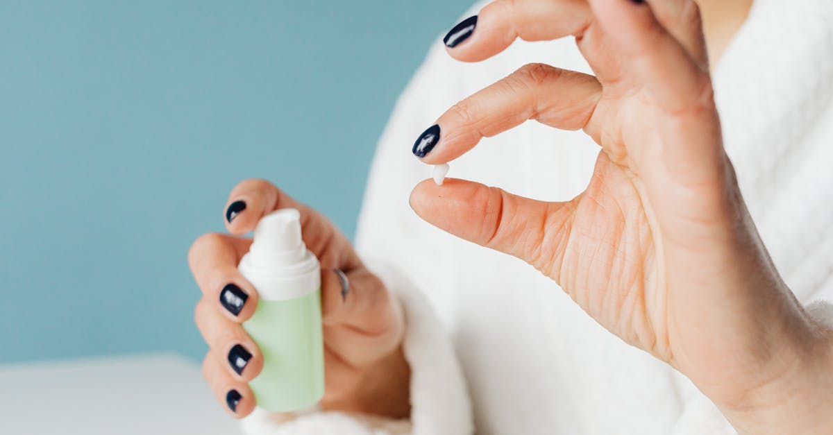 découvrez notre crème anti-âge révolutionnaire, conçue pour réduire l'apparence des rides et des ridules tout en améliorant l'élasticité de votre peau. formulée avec des ingrédients naturels, elle hydrate en profondeur et ravive l'éclat de votre teint. obtenez une peau plus jeune et radieuse dès aujourd'hui !
