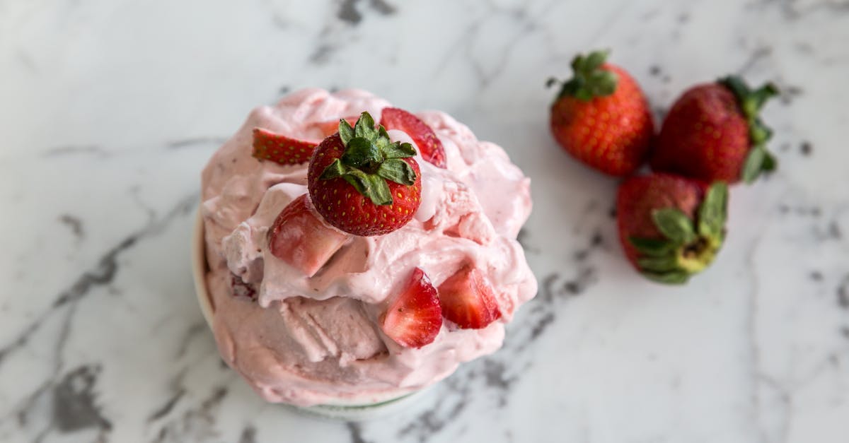 découvrez une sélection gourmande de desserts : recettes faciles, astuces de préparation et idées originales pour régaler vos papilles en fin de repas.