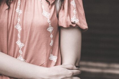 découvrez la tendance du tattoo embroidery, un tatouage qui imite les motifs de la broderie pour un style original et élégant. idéal pour ceux qui veulent un tatouage artistique et unique !