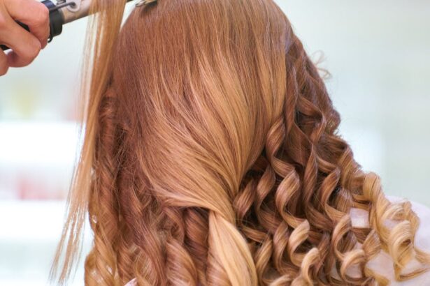 découvrez les meilleurs salons de coiffure près de chez vous : coupes tendances, soins capillaires, et conseils personnalisés pour sublimer vos cheveux. prenez rendez-vous dès maintenant !