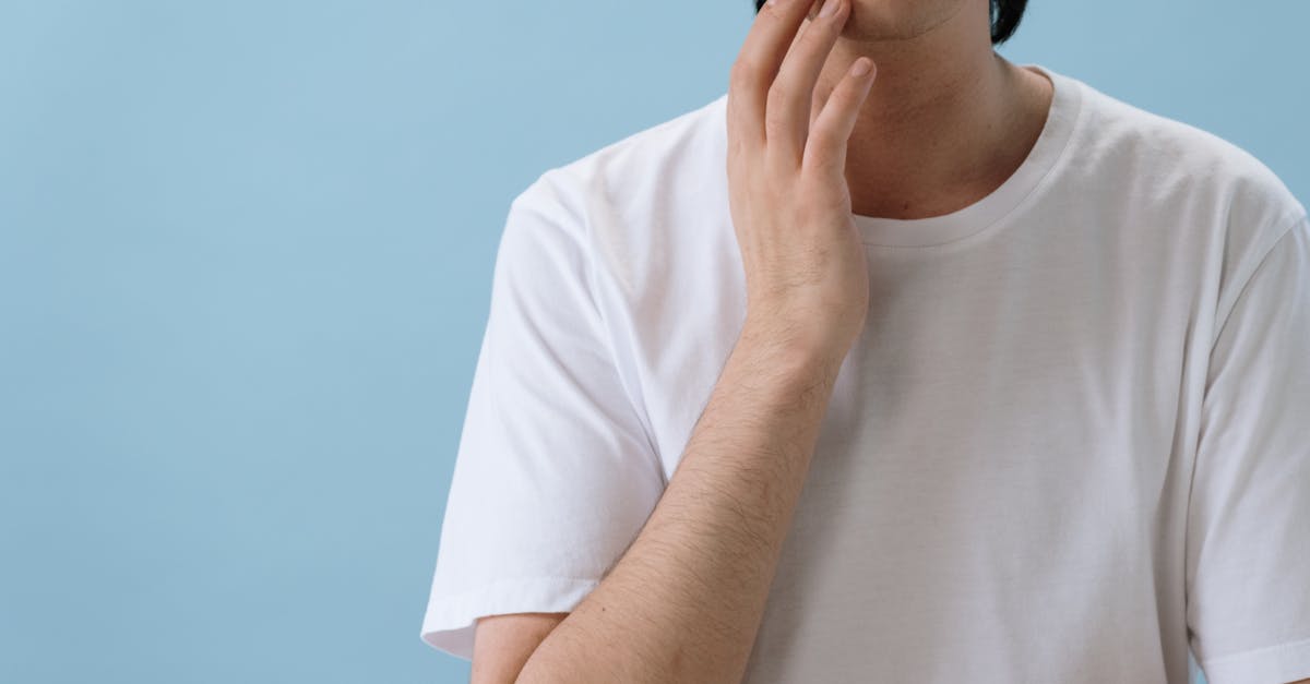 découvrez les causes possibles de la démangeaison (itching), ses symptômes associés et les solutions pour soulager efficacement les irritations cutanées au quotidien.