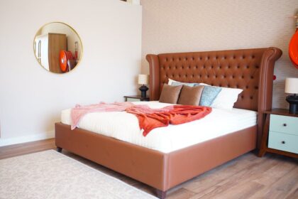 découvrez une sélection de tables de nuit élégantes et fonctionnelles pour sublimer votre chambre à coucher, alliant praticité et design contemporain.