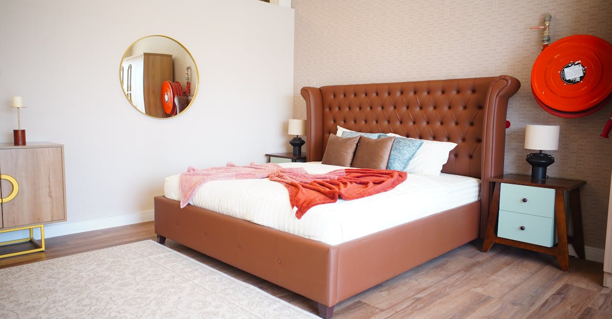 découvrez une sélection de tables de nuit élégantes et fonctionnelles pour sublimer votre chambre à coucher, alliant praticité et design contemporain.