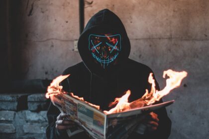 plongez dans un univers captivant avec ce thriller haletant, mêlant suspense, mystère et rebondissements inattendus. une histoire fascinante qui tiendra les lecteurs en haleine jusqu'à la dernière page.