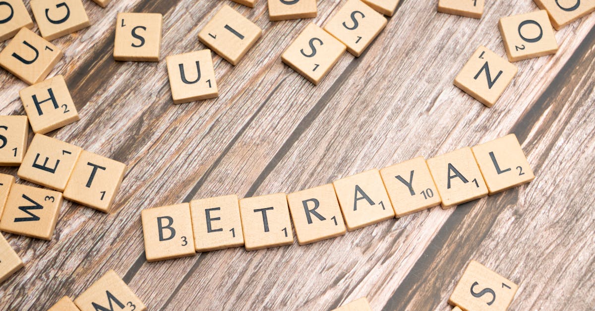 découvrez tout ce qu'il faut savoir sur l'infidélité : ses causes, ses conséquences et des conseils pour surmonter cette épreuve et reconstruire la confiance dans votre relation.