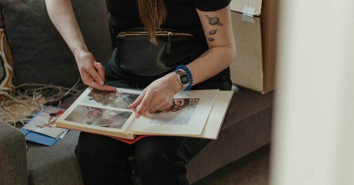 découvrez des idées de tatouages intimes, leur signification et des conseils pour bien choisir un motif discret, élégant et personnel à porter sur votre peau.