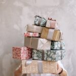 découvrez l'excitation des mystery boxes : commandez une boîte surprise et recevez des objets exclusifs, uniques ou inattendus. idéal pour offrir ou se faire plaisir avec une expérience ludique et pleine de suspense !