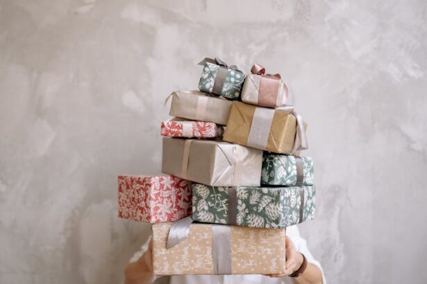 découvrez l'excitation des mystery boxes : commandez une boîte surprise et recevez des objets exclusifs, uniques ou inattendus. idéal pour offrir ou se faire plaisir avec une expérience ludique et pleine de suspense !