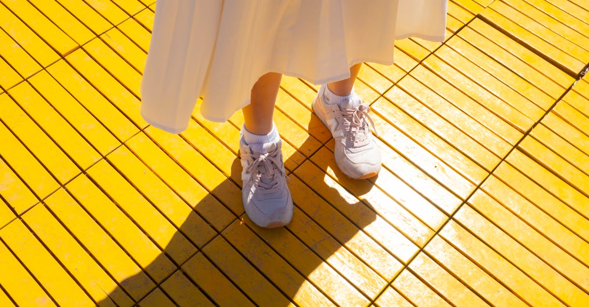 découvrez la collection new balance : chaussures tendance, baskets confortables et équipements de sport innovants pour hommes, femmes et enfants. alliez style et performance au quotidien !
