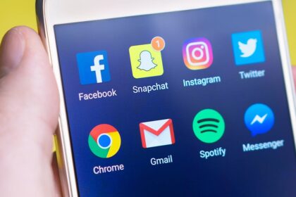découvrez spotify, la plateforme de streaming audio qui vous permet d'écouter des millions de chansons, podcasts et playlists. profitez de la musique sans limites, où que vous soyez !