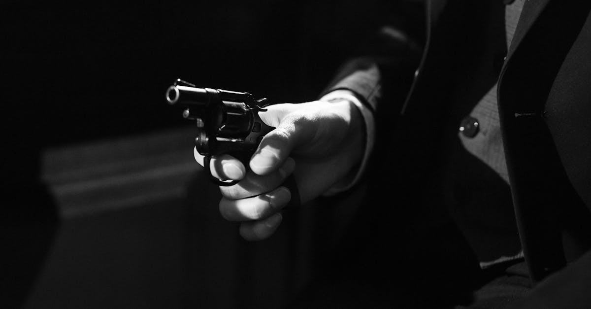 plongez dans l’univers captivant du thriller : suspense haletant, rebondissements imprévus et tension à son comble vous tiendront en haleine jusqu’à la dernière page.