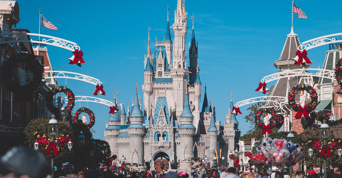 découvrez l'univers magique de disney : actualités, films, séries, personnages incontournables et parcs d'attractions pour petits et grands. plongez dans l'enchantement dès maintenant !