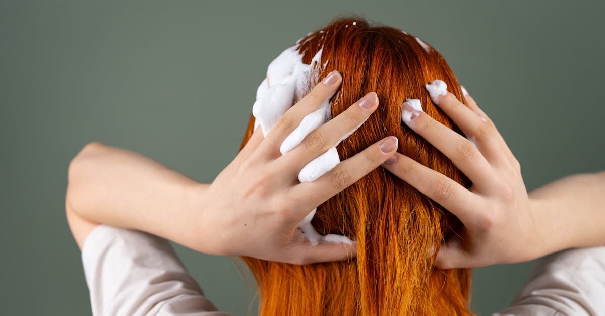 découvrez notre gamme de produits capillaires pour tous types de cheveux : soins, shampoings, masques et coiffants pour des cheveux éclatants de santé chaque jour.