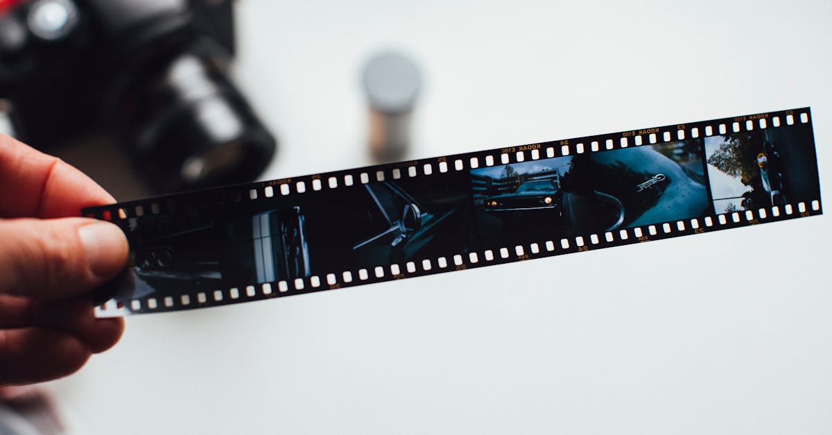 plongez dans l'univers de la nostalgie : découvrez comment les souvenirs du passé influencent nos émotions, éveillent des sentiments chaleureux et renforcent notre lien avec notre histoire personnelle.