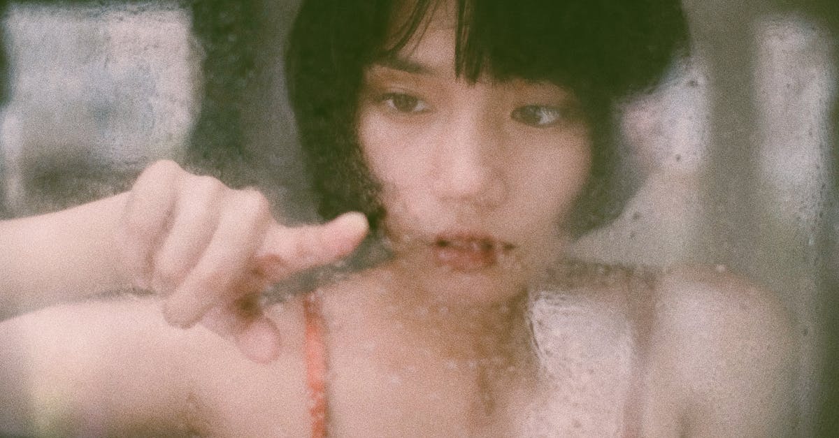découvrez une sélection raffinée de sensual films, des œuvres cinématographiques explorant la passion, l’esthétique et l’émotion à travers des histoires captivantes et des images envoûtantes.