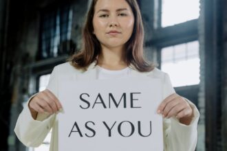 découvrez notre initiative de solidarité, un projet engagé pour soutenir les communautés et promouvoir l'entraide. rejoignez-nous pour faire la différence et porter des actions concrètes ensemble.