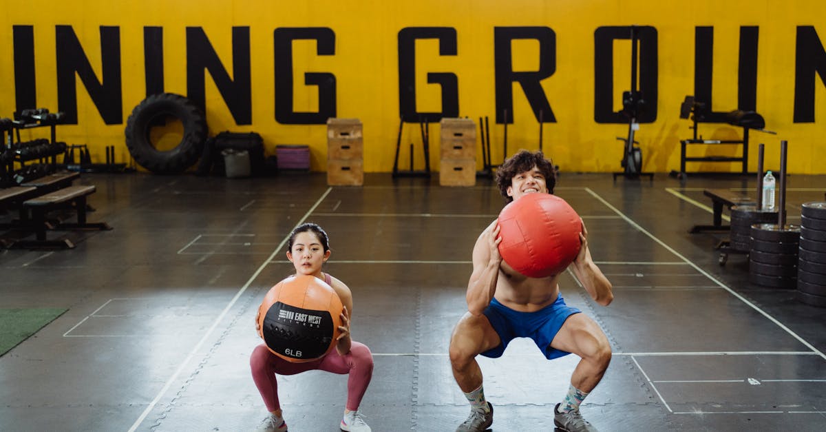 découvrez tout ce qu’il faut savoir sur les squats : bienfaits, techniques, erreurs à éviter et conseils pour optimiser votre entraînement et renforcer vos jambes efficacement.