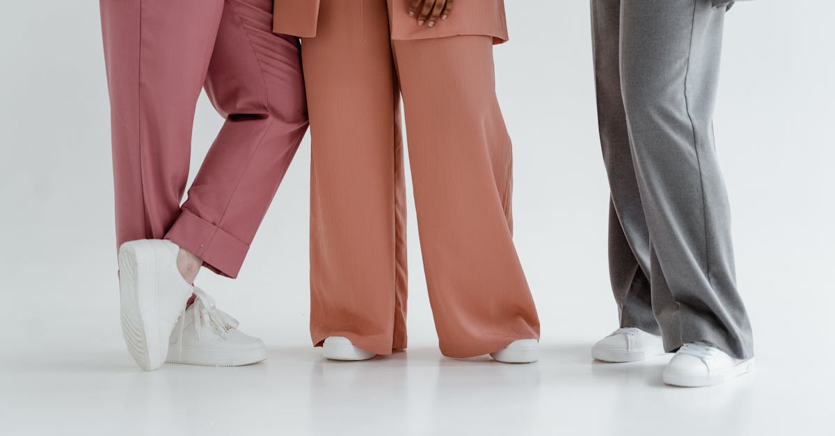 découvrez les couleurs tendance du moment pour dynamiser votre style et votre décoration. inspirez-vous des dernières palettes à la mode pour un look moderne et éclatant.