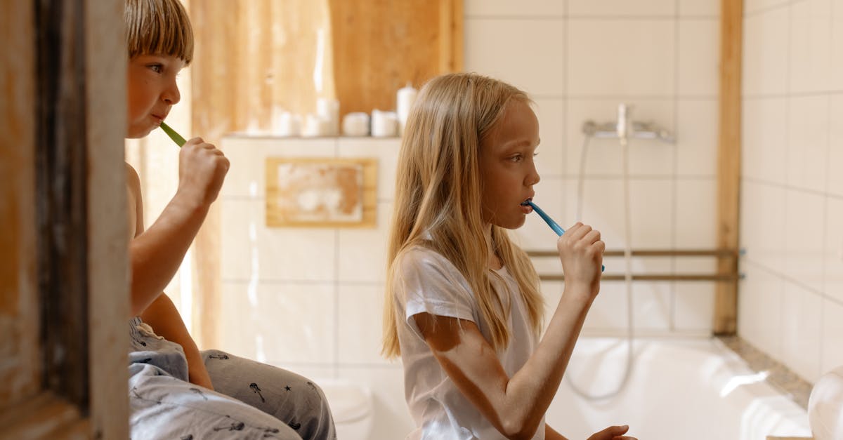 découvrez les meilleures méthodes et produits pour un blanchiment efficace des dents. conseils, astuces et solutions naturelles pour retrouver un sourire éclatant en toute sécurité.