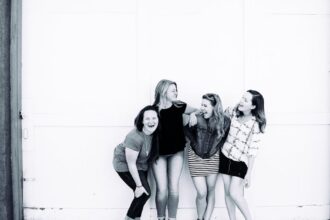 découvrez des articles, conseils et actualités spécialement pensés pour les jeunes femmes : tendances, bien-être, carrière, relations et inspirations au quotidien.