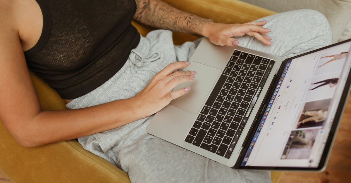 découvrez nos leggings anti-cellulite alliant confort et efficacité pour lisser la peau et améliorer votre silhouette au quotidien.