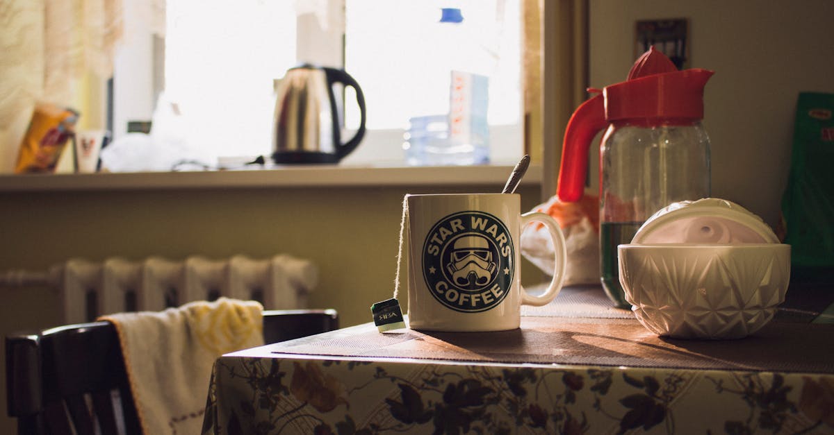découvrez notre sélection d'appareils pour le petit-déjeuner : grille-pain, cafetière, bouilloire et plus encore pour bien démarrer votre journée. qualité, praticité et saveurs garanties.