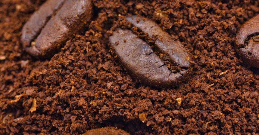 découvrez comment la consommation de café influence la qualité du sommeil et des conseils pour équilibrer votre énergie tout au long de la journée.