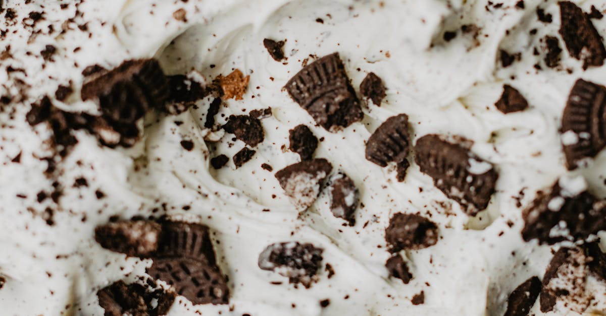 découvrez les dangers potentiels des produits de crème glacée et apprenez comment les consommer en toute sécurité pour protéger votre santé.