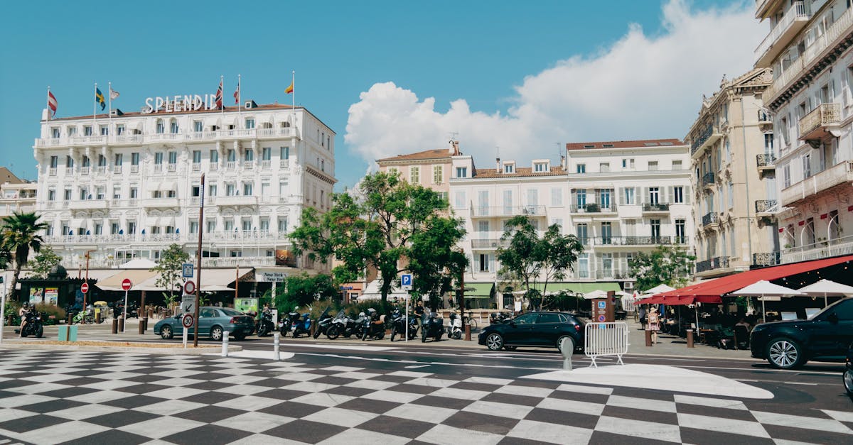 découvrez une sélection captivante de films français, mêlant histoire, culture et émotion pour les passionnés du cinéma hexagonal.