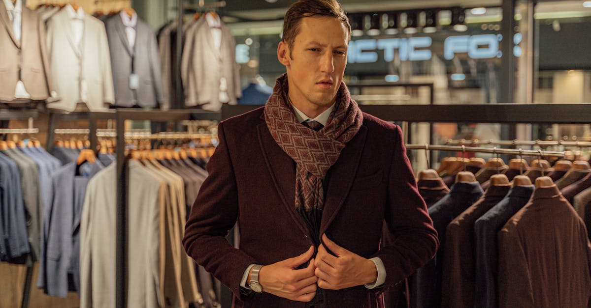 découvrez la veste idéale pour sublimer votre robe fluide, alliant élégance et confort pour un look parfait en toutes occasions.