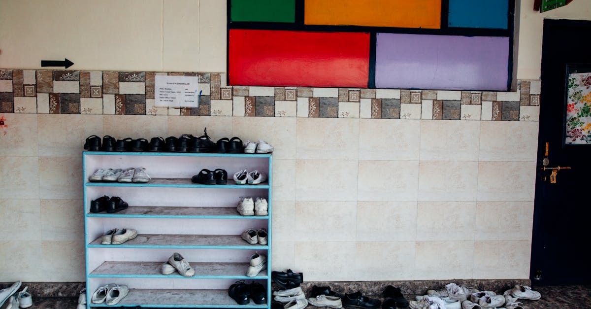 découvrez le range-chaussures ikea : pratique, design et économique pour organiser vos chaussures avec style.